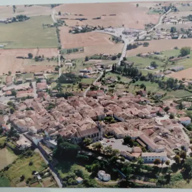 Vente - Tabac - Cadeaux souvenirs - FDJ - PMU - Monflanquin (47150)-photo-1