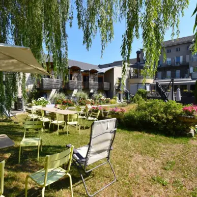 Vente - Hôtel - Restaurant - Chenereilles (43190)-photo-1
