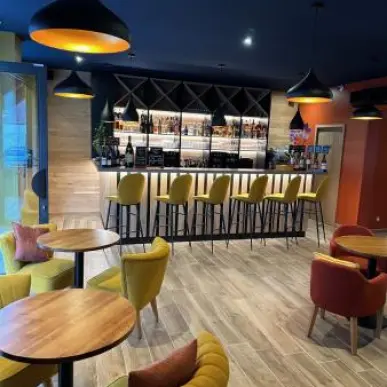 Vente - Bar - Hôtel - Restaurant - Café - Cave à vins - Vins et spiritueux - Loiret (45)-photo-1