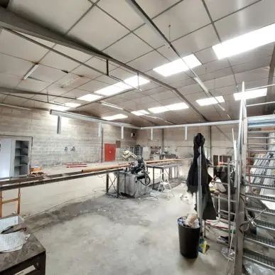 Location Entrepôt / Local d'activités - Vannes (56000)-photo-2