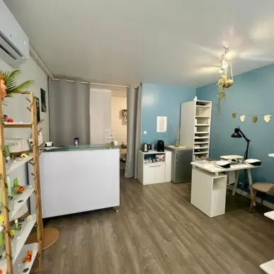 Vente - Esthétique - Eure-et-Loir (28)-photo-2