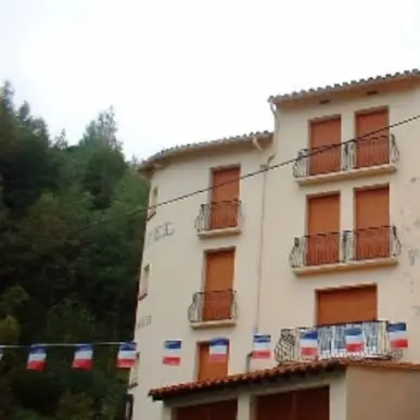 Vente de murs de boutique - Lamanère (66230)-photo-4