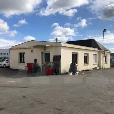 Location Entrepôt / Local d'activités - Rennes (35000)-photo-2