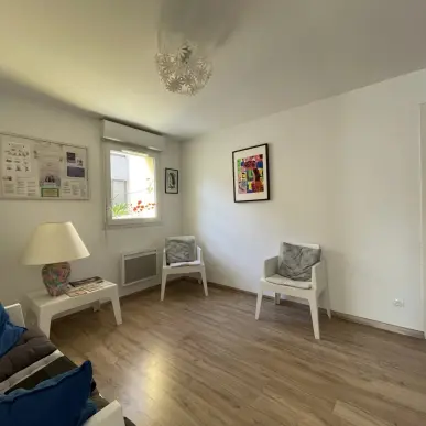 Vente de murs de boutique - Nimes (30900)-photo-1