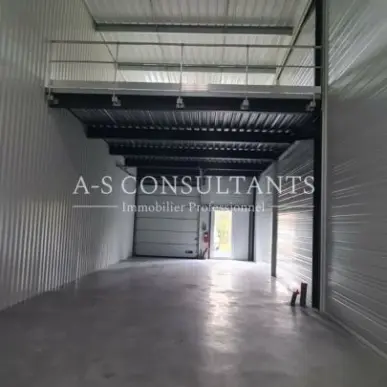 Location Entrepôt / Local d'activités - Drumettaz-Clarafond (73420)-photo-1