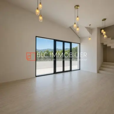 Location Local Commercial - Aubagne (13400)-photo-3