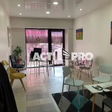 Vente de murs de boutique - Perpignan (66000)-photo-2