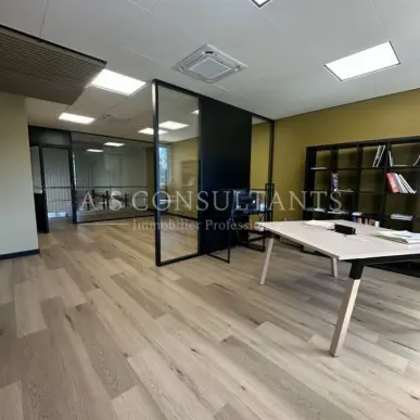 Location Entrepôt / Local d'activités - Drumettaz-Clarafond (73420)-photo-4