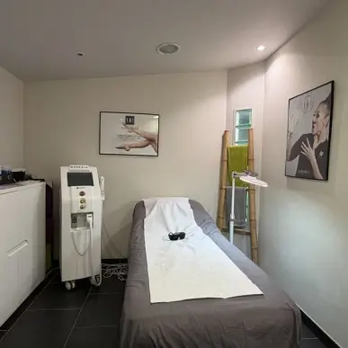 Vente - Esthétique - Salon-de-Provence (13300)-photo-6