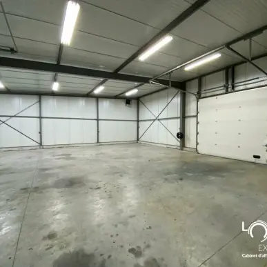Vente Entrepôt / Local d'activités - La Chapelle-Heulin (44330)-photo-1
