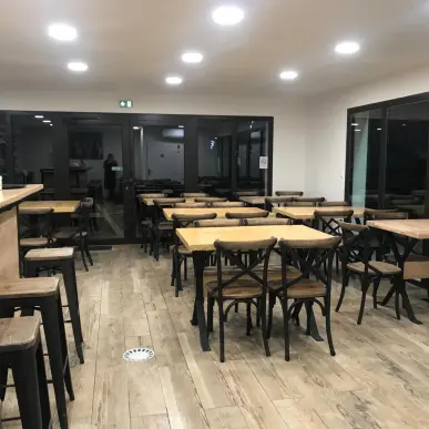 Vente - Restaurant - Pizzeria - Snack - Arphy (30120)-photo-2