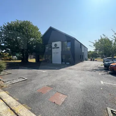 Vente Entrepôt / Local d'activités - La Chapelle-des-Fougeretz (35520)-photo-2