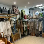 Vente - Habillement - Grasse (06130)
