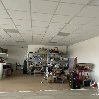Vente de murs de boutique - Challans (85300)-photo-2