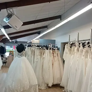 Vente de murs de boutique - Kergrist (56300)-photo-3