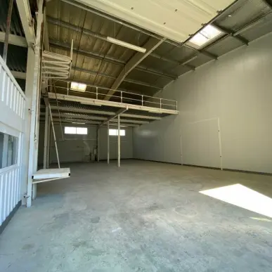 Location Entrepôt / Local d'activités - Gemenos (13420)-photo-1