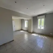 Location Entrepôt / Local d'activités - Aspères (30250)