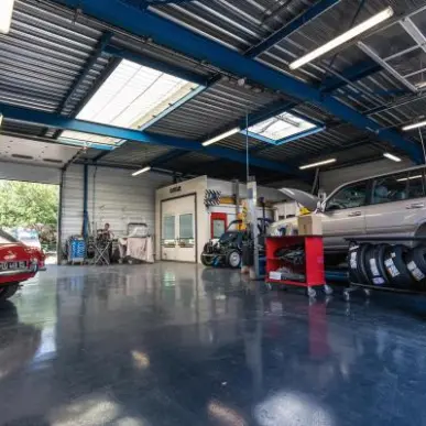 Vente - Centre automobile - Garage - Loire-Atlantique (44)-photo-1