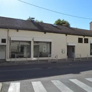 Vente de murs de boutique - Manosque (04100)-photo-1