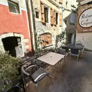 Vente - Restaurant - Crêperie - Dauphin (04300)