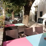 Vente - Bar - Hôtel - Restaurant - Alzon (30770)