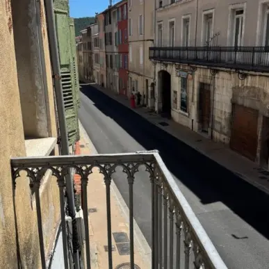 Vente de murs de boutique - Cuges-les-Pins (13780)-photo-1