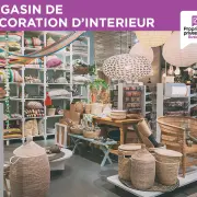 Vente - Cadeaux souvenirs - Paris (75)