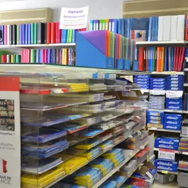 Vente - Tabac - Librairie - Loisirs Créatifs - Papeterie - Presse - Indre-et-Loire (37)-photo-1
