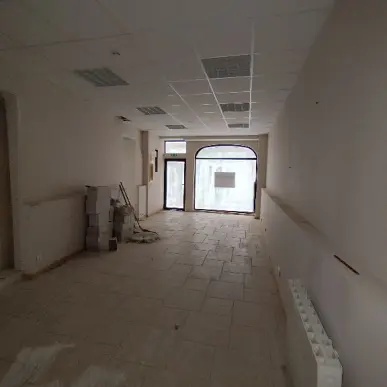 Location Local Commercial - Bourg-en-Bresse (01000)-photo-4
