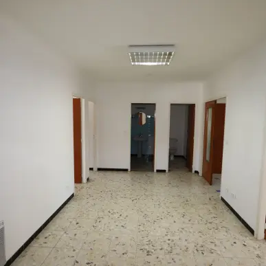 Location Bureau - Apt (84400)-photo-1