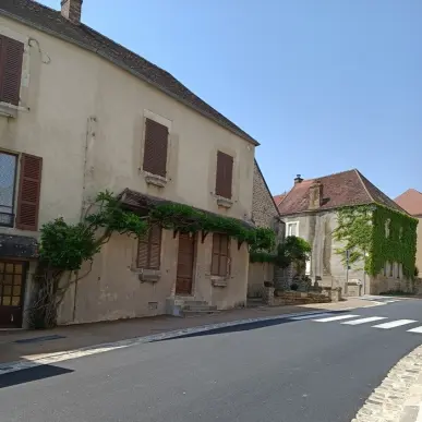 Vente de murs de boutique - Pontaubert (89200)-photo-1