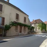 Vente de murs de boutique - Pontaubert (89200)