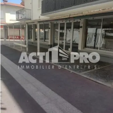 Vente de murs de boutique - Canet-en-Roussillon (66140)-photo-6