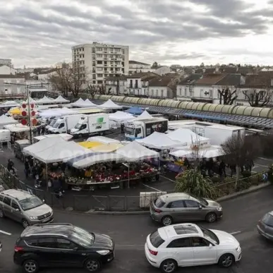 Location Local Commercial - Angouleme (16000)-photo-2