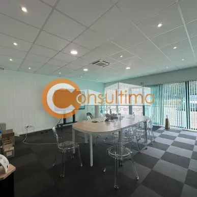 Vente Bureau - Saint-Aubin-de-Médoc (33160)-photo-2