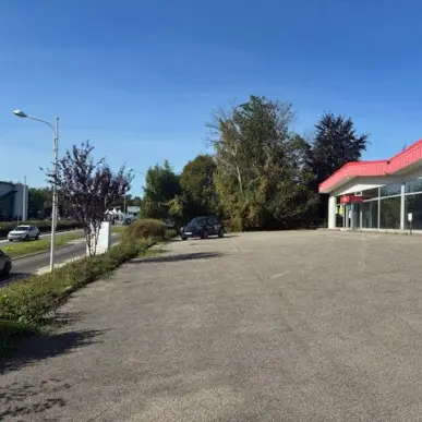 Location Local Commercial - Haute-Savoie (74)-photo-3