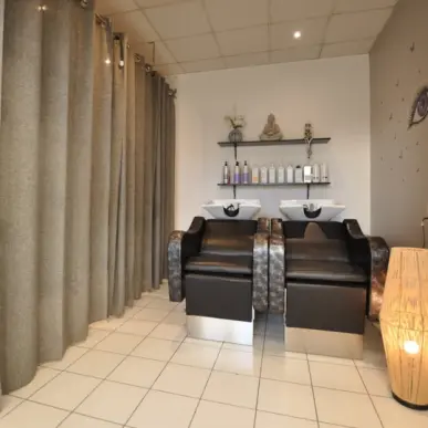 Vente - Salon de coiffure - Saint-Uze (26240)-photo-4