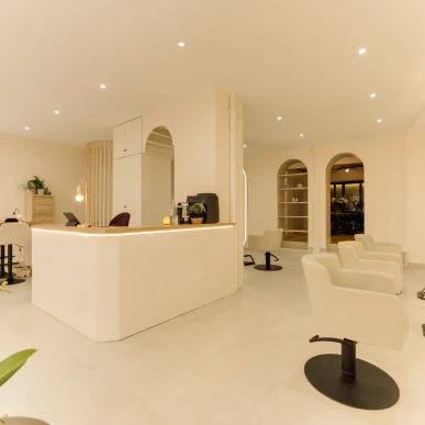 Vente - Institut de beauté - Salon de coiffure - Paris 11ème (75011)-photo-1
